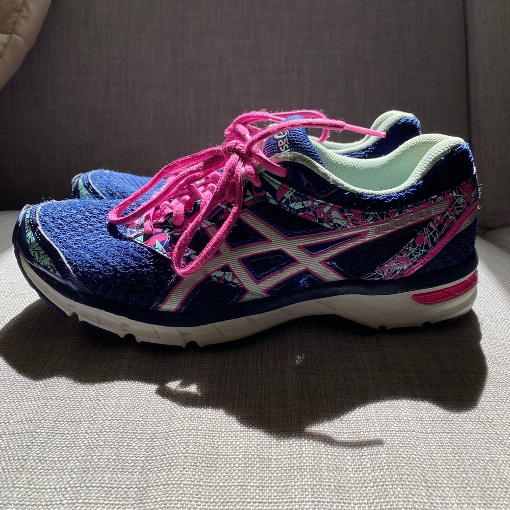 ASICS sneakers - Picture 2 of 3